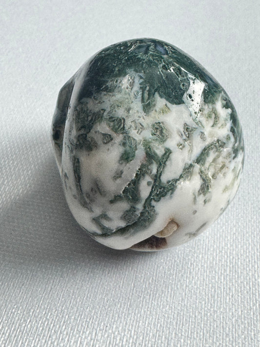 Moss Agate Skull