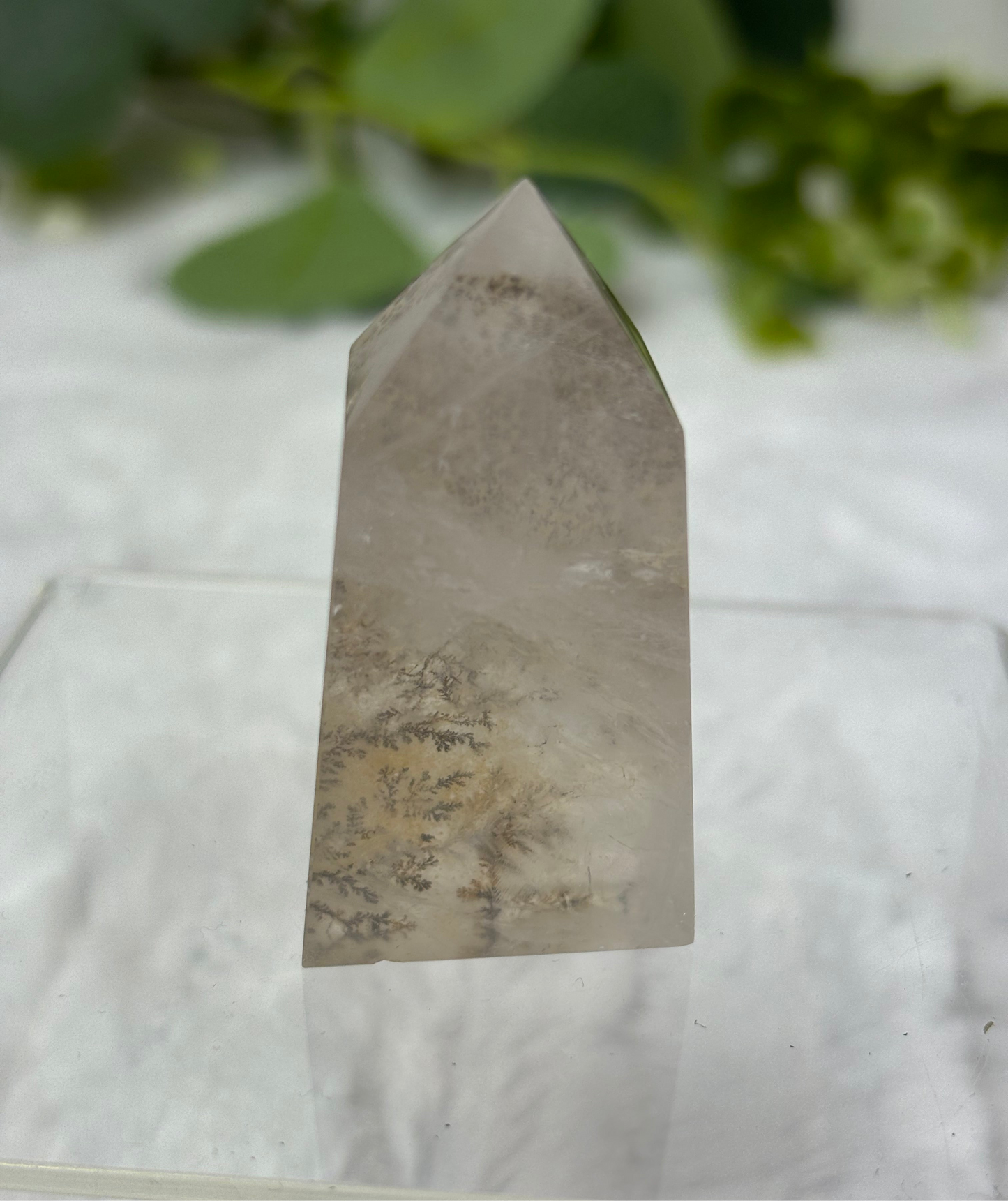 Dendritic Quartz Tower