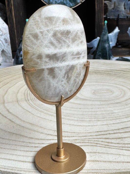 Moonstone Palm stone