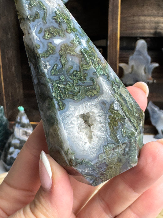 Moss Agate Diamond
