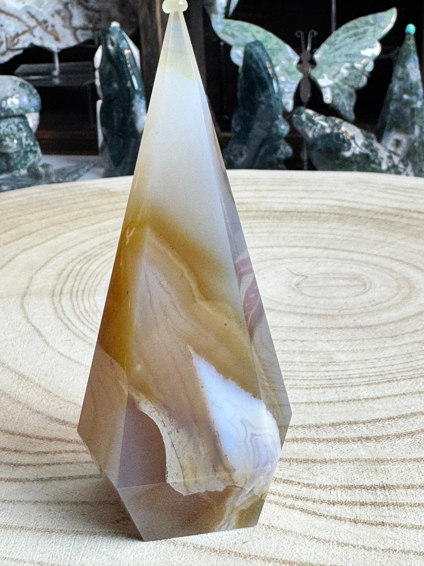 Lace Agate Diamond