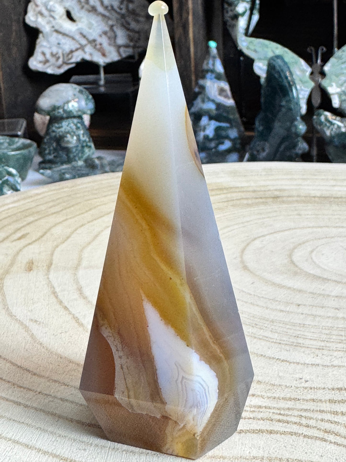 Lace Agate Diamond