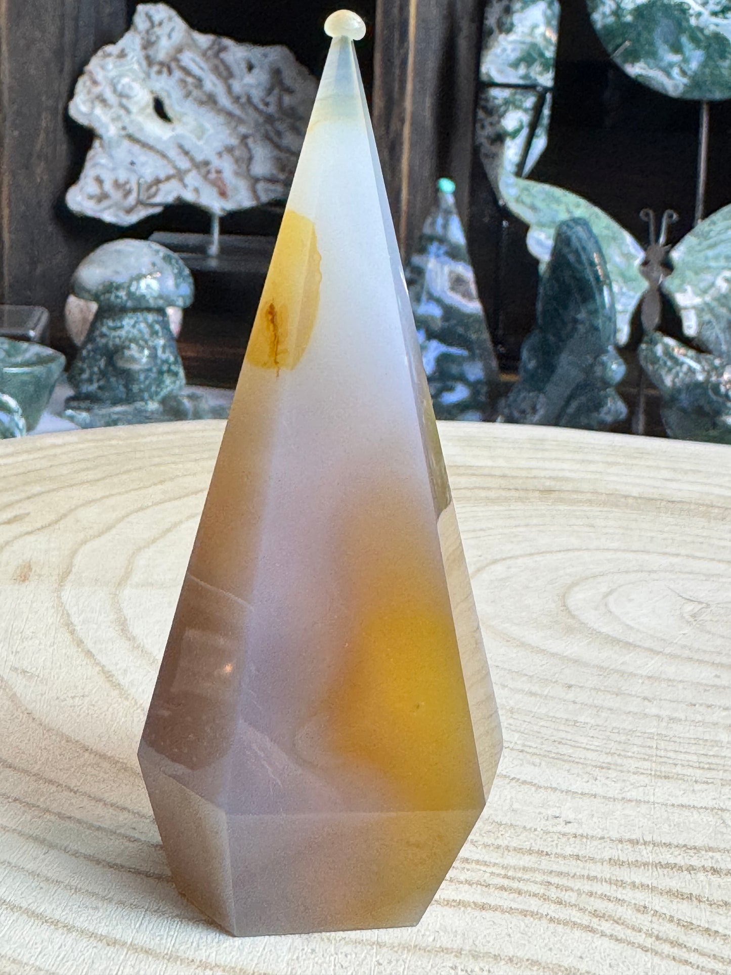 Lace Agate Diamond