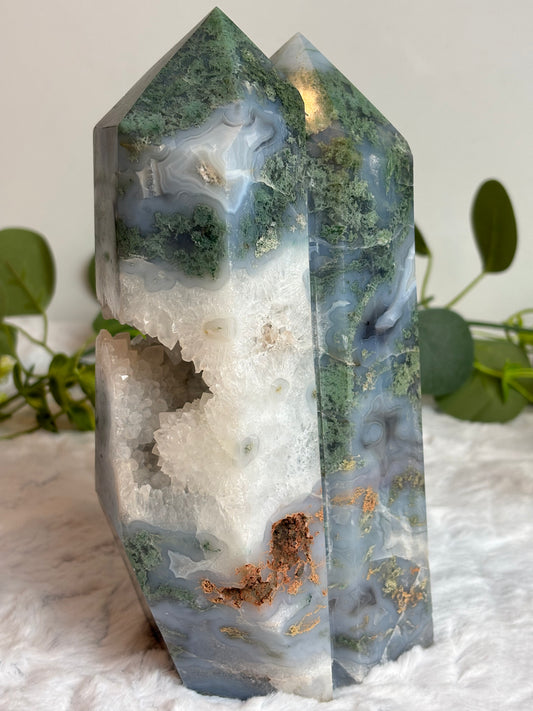 Moss Agate Showpiece