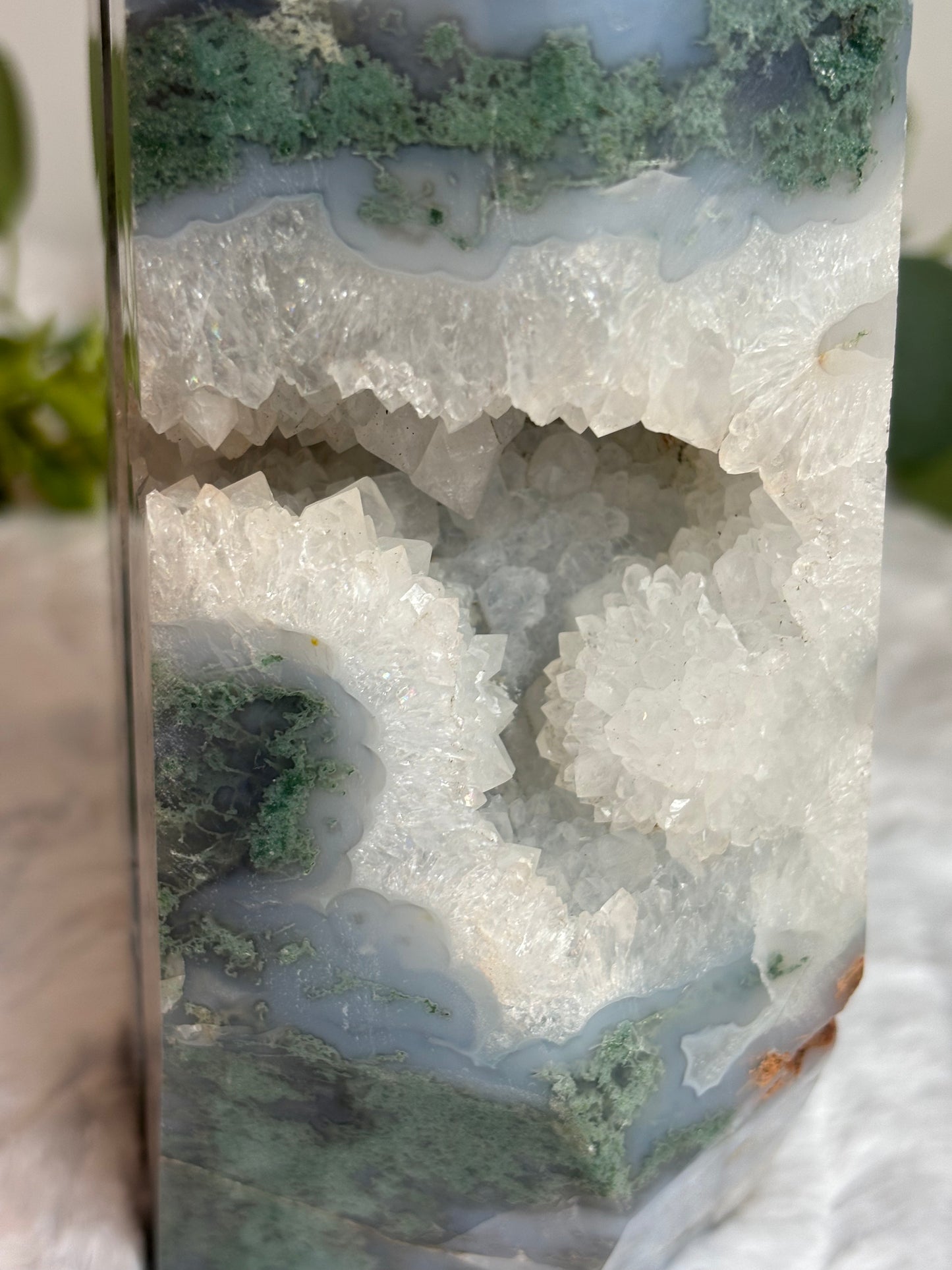 Moss Agate Showpiece