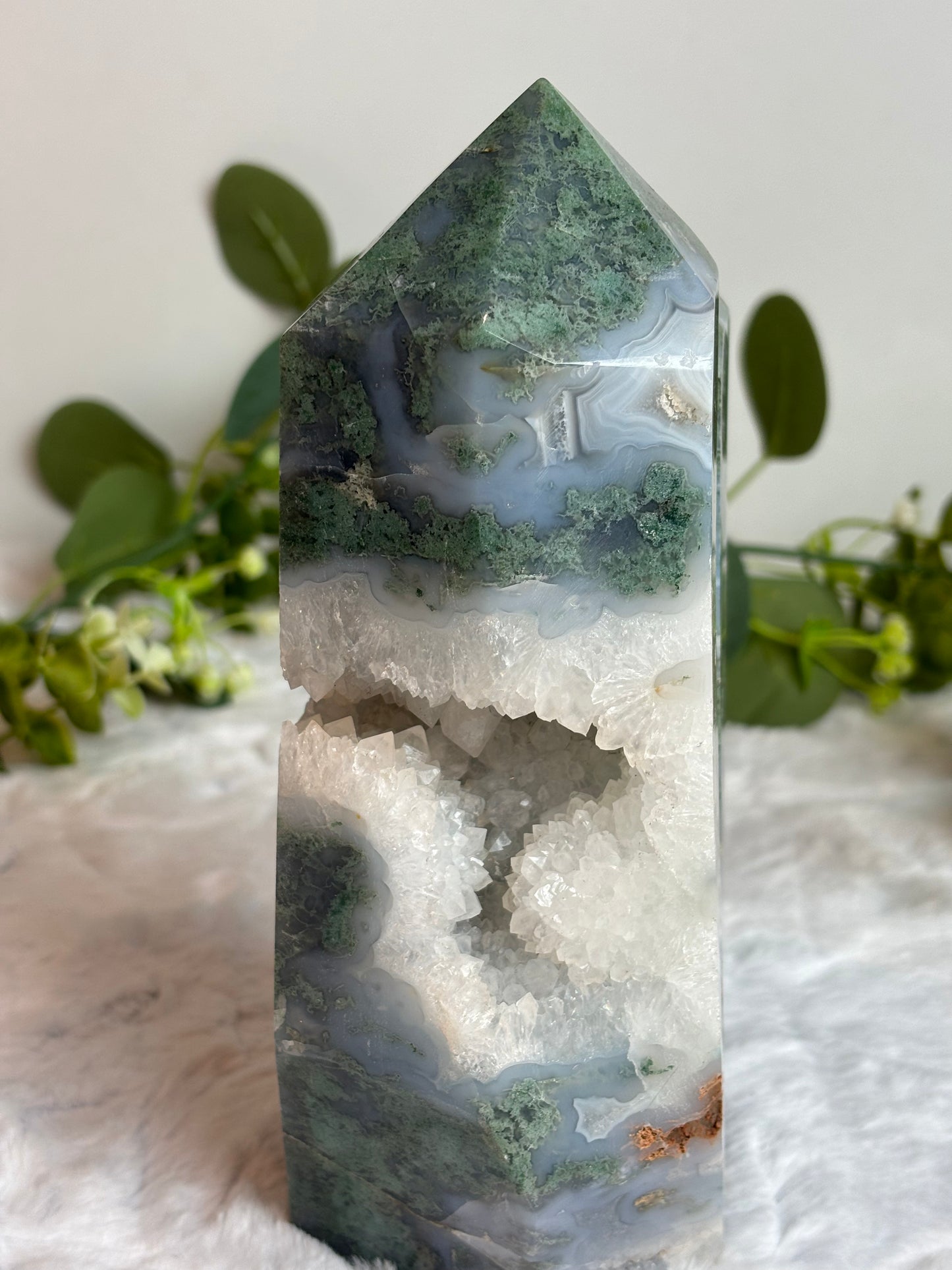 Moss Agate Showpiece