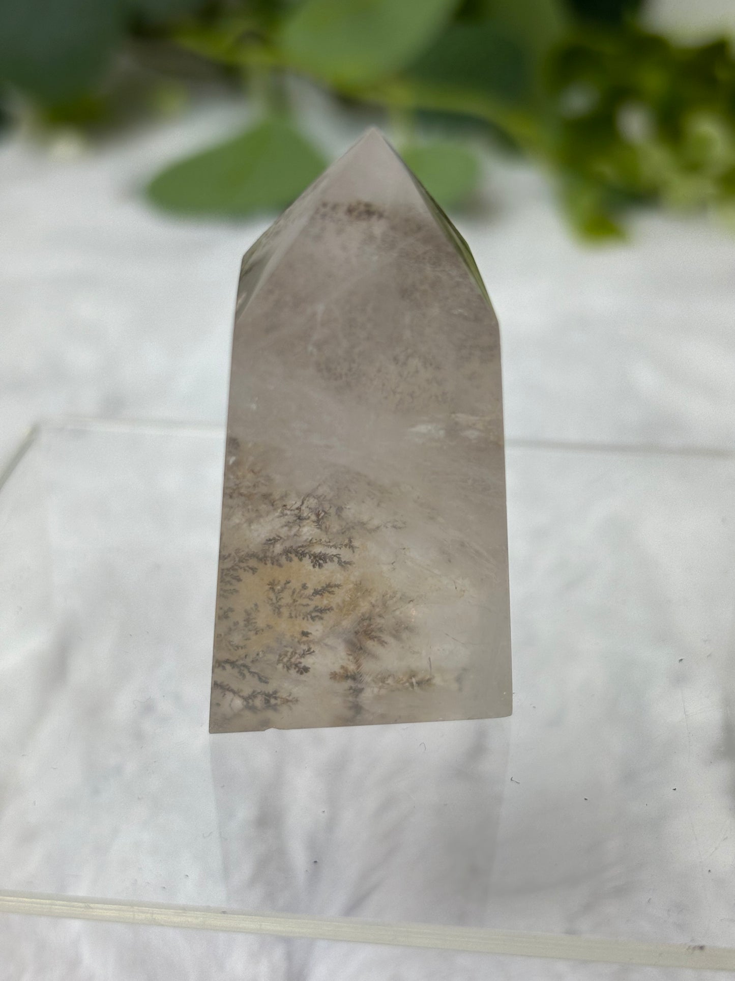 Dendritic Quartz Tower
