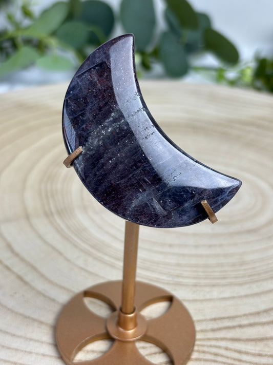 Iolite moon on stand