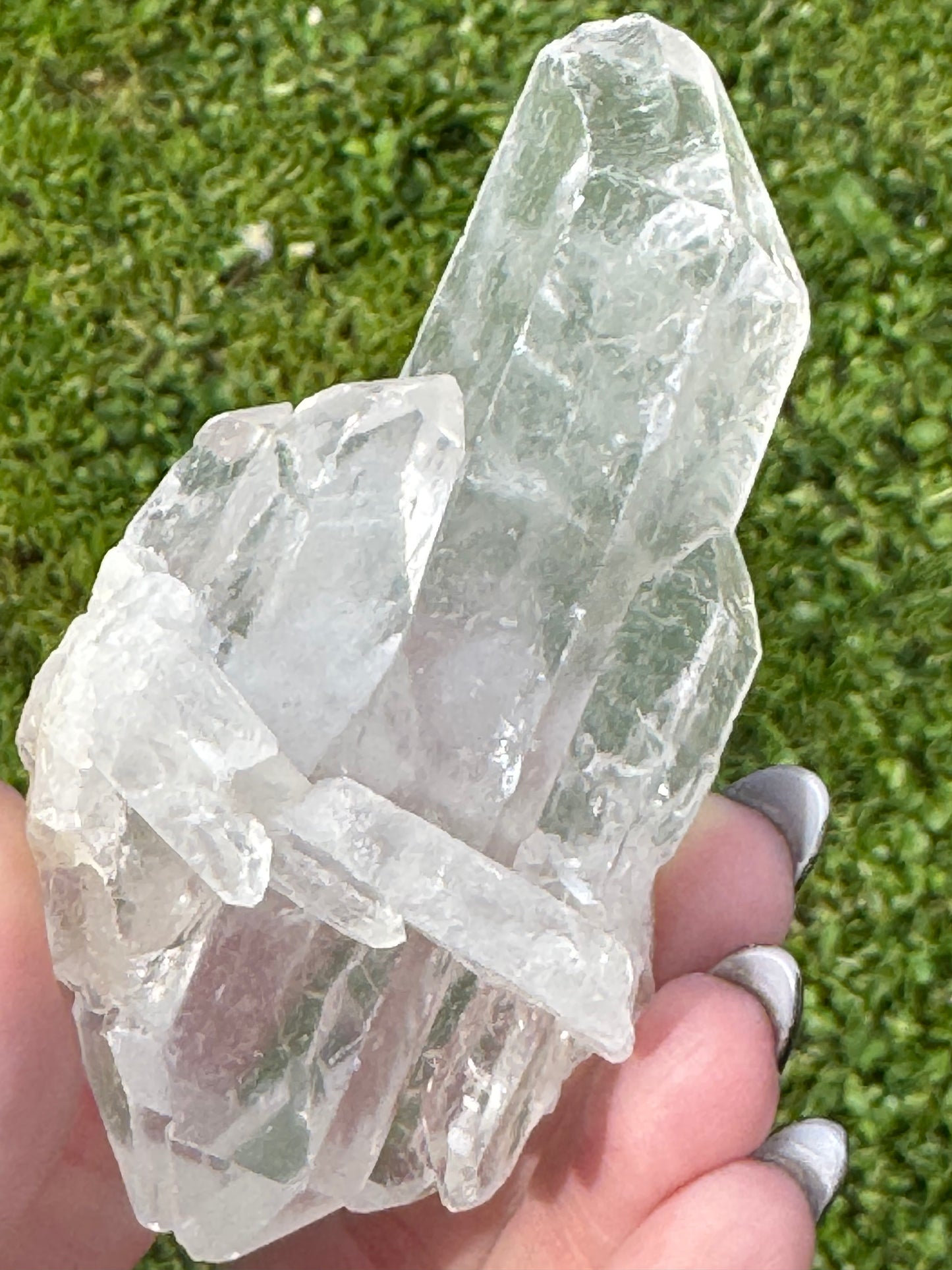 Clear quartz raw cluster