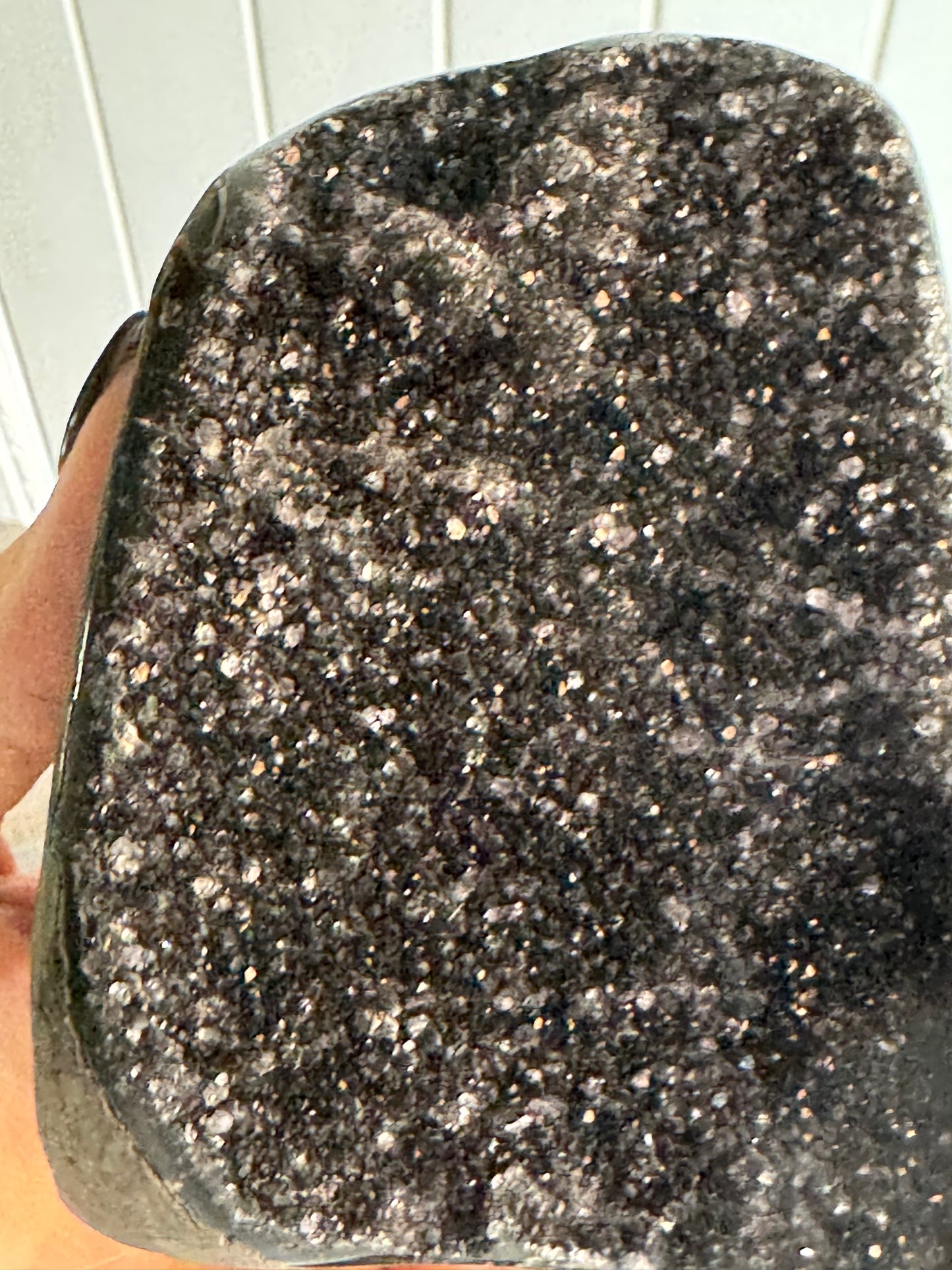 Black Amethyst Cut Base – 962g
