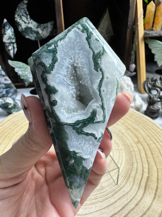 Moss Agate diamond