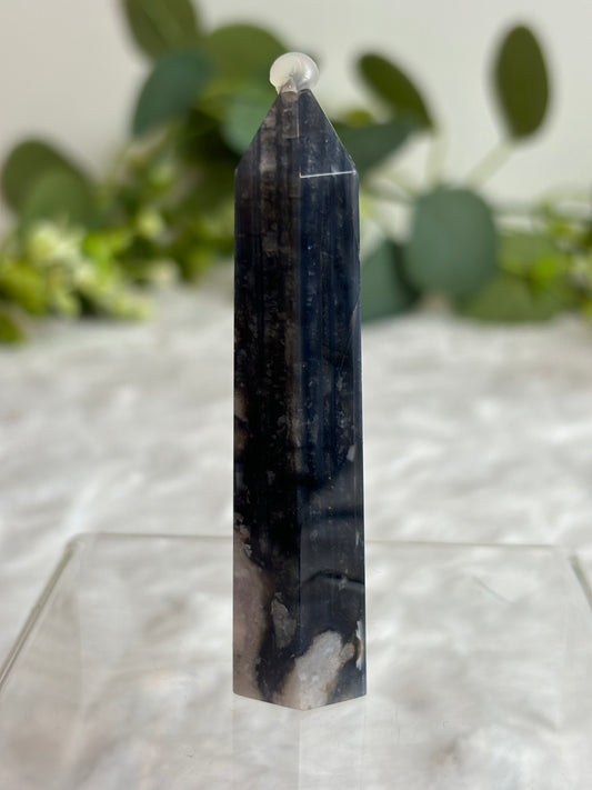 Black Flower Agate Tower
